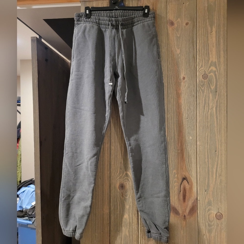 New talentless joggers